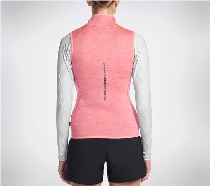  Women GO Golf Whistler Vest Coral