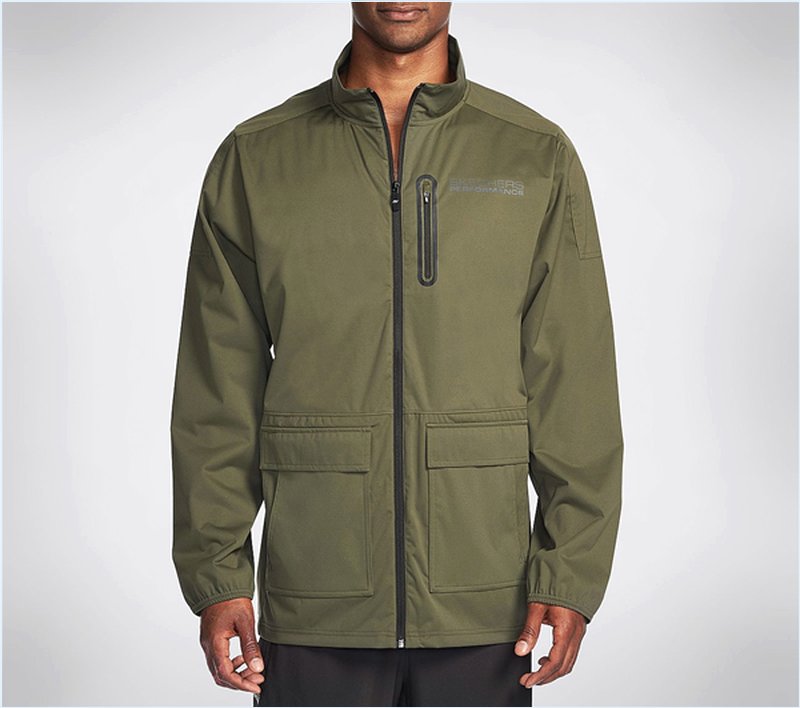  Men GO Shield Jacket Green